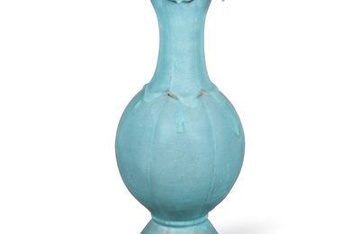 A very rare massive Jun lobed vase, Jin-Yuan dynasty (1115-1368)