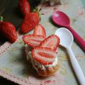 Bouchée fraise-chantilly