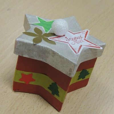 Une petite boite aux couleurs de Noel 