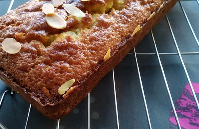 CAKE AUX AGRUMES ET FRUITS SECS 