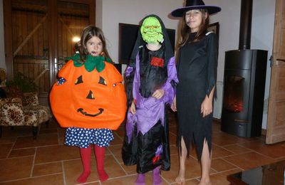 Les filles ont fété Halloween en avance !
