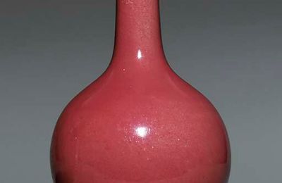A copper-red-glazed vase, 18th century