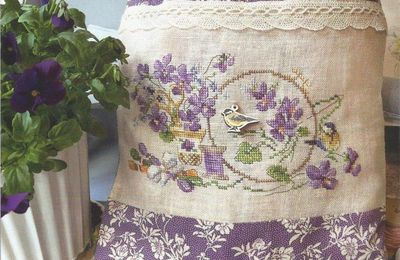 Les Brodeuses Parisiennes - Tendres violettes !