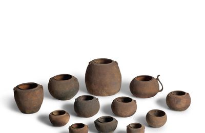 Chinese Ceramics sold at Bonhams NY 16-26 March 2025