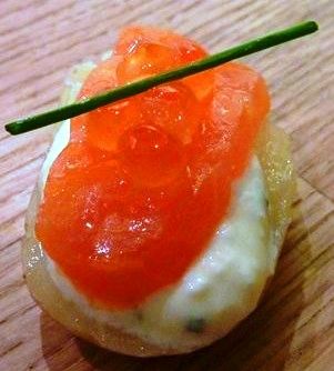 Toasts Amandine, Saumon Fumé et sa Crème Acidulée