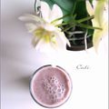 SMOOTHIE GLACÉ BANANE-MYRTILLE-COCO