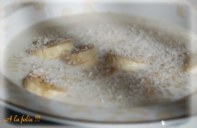 Banane au lait de coco et perles du japon