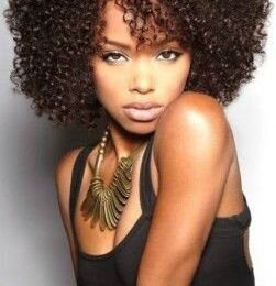 10 idées de coiffures de mariée aux cheveux afro 