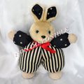 Doudou Peluche Lapin Beige Tissu Bleu Marine Rayures Etoiles Noeud Rouge Vintage VertBaudet