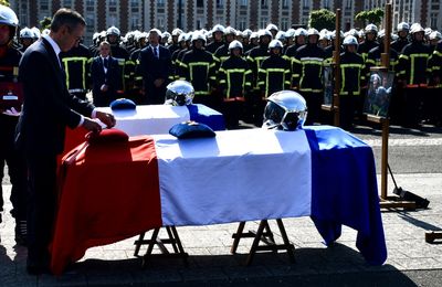   L’HOMMAGE NATIONAL RENDU, HIER, AUX DEUX JEUNES SAPEURS-POMPIERS MORTS AU FEU