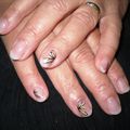 Passion'nail Pose d'ongles en gel : French + Nail art et deco personnalisée