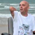  "Signe de je ne sais quel ciel ? Je n'en sais rien, mais l'espoir doit toujours être de mise. C'est mon combat et on continue!"
