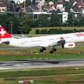 Aéroport: Zurich (Suisse): Kloten (ZRH-LSZH: Swiss International Air Lines: Airbus A330-343: HB-JHG: MSN:1101.