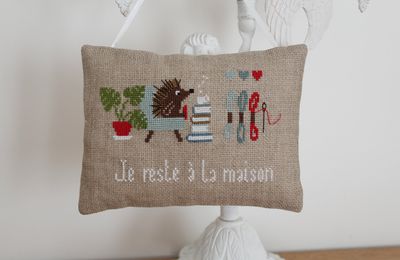 Je reste à la maison