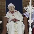 Le pape s'endort en pleine messe à Malte