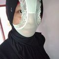 La pandemie baisse, donc le masque officiel n'est plus nécessaire, une simple culotte suffit. qosld