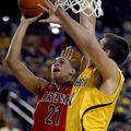 NCAA Saison reguliere 2014/2015 :  Arizona vs Michigan