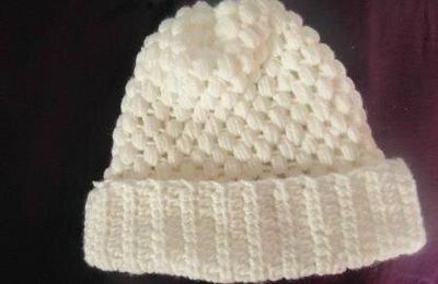 BONNET BLANC AU CROCHET !!!!!!!! BBrrrrrr......