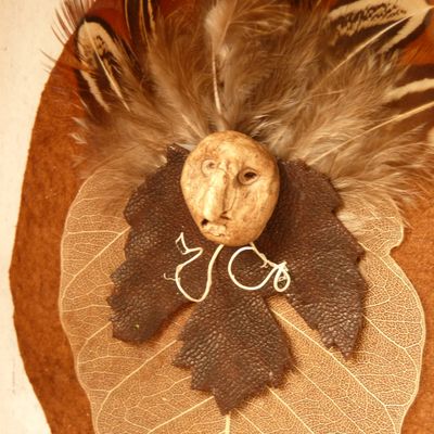 Les figés : La galle et les petits bras