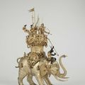 Pouring vessel in the shape of an elephant, Christoph Jamnitzer (1563 - 1618), 1600, Nürnberg