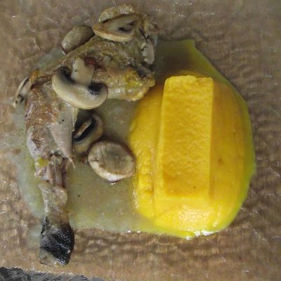 Pintade forestière sauce au foie gras