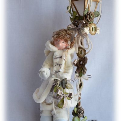 Miss Thélia et La Lanterne Lumineuse