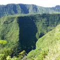 Les 28 échelles du barrage de Takamaka 