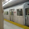 Le metro de Toronto . &quot;A fare is a fare !
