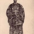 Cartes postales d'Annam : L'empereur Thành Thai