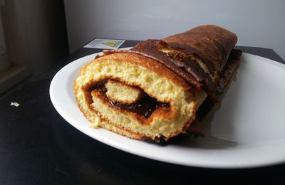 Un petit gâteau roulé à la figue