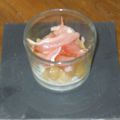 VERRINE CREME DE ROQUEFORT,POIRE,JAMBON CRU