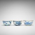 Three Bleu de Huê 'dragon' and 'phoenix' bowl, Neifu mark, 19th Century, Jingdezhen export-ware