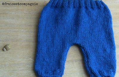 Petit pantalon préma au tricot (32-34 semaines)