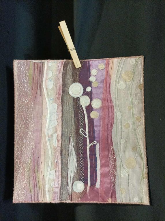 Je vais tester cet art textile qui me tente depuis un moment.