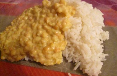 Dahl de lentilles corail-coco-curry