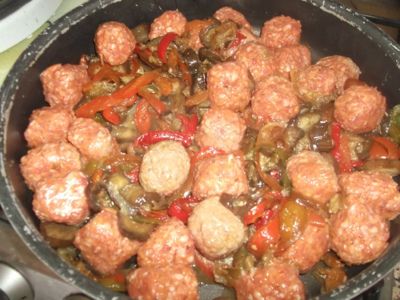 Blog de lacuisinedelirilou : La cuisine de Lirilou, Boulettes de boeuf aux légumes d'été