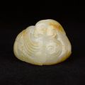 A white and russet jade 'bird' pebble, Song - Ming dynasty