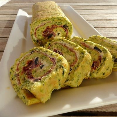  Editer le message Gâteau roulé de courgettes au jambon cru, saveurs du Sud