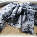 Foulard en soie peint à la main - Marbré noir/gris/argent