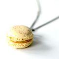 DEUX NOUVEAUX SAUTOIRS MACARONS