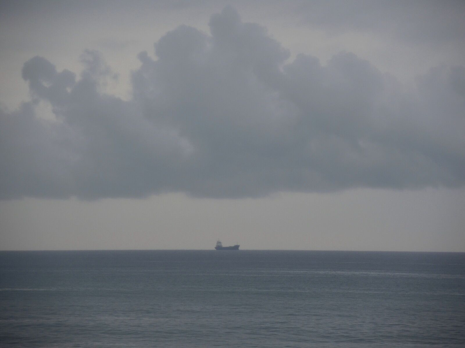 Tarnos, plage du métro, pétrolier au loin, mars 2025 (40)