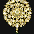 An enamelled and diamond-set kundan brooch (or pendant), India, Jaipur, 18th-19th century