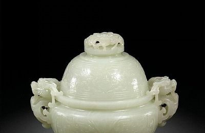 A white jade tripod censer and cover, Qing dynasty, 18th century