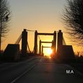 meung-sur-Loire-Lever-de-soleil-sur-le-pont