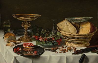 Pieter Claesz, Strawberries, currants and bread on a pewter platter, a roemer filled with wine, strawberries, cherries and curra