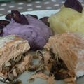 Saumon farci aux champignons, deux purées et chips de vitelotte