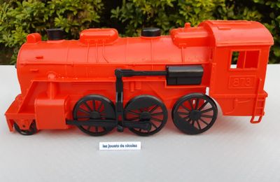 00614 TRAIN FARWEST MARQUE TUDOR ROSE