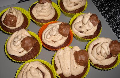 Cupcakes chocolat et praliné façon rocher suchard (Thermomix)