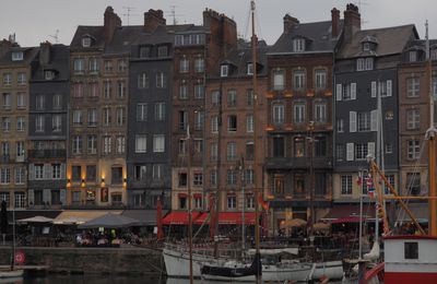 T'as voulu voir Honfleur...et on a vu Honfleur, chantait Brel!