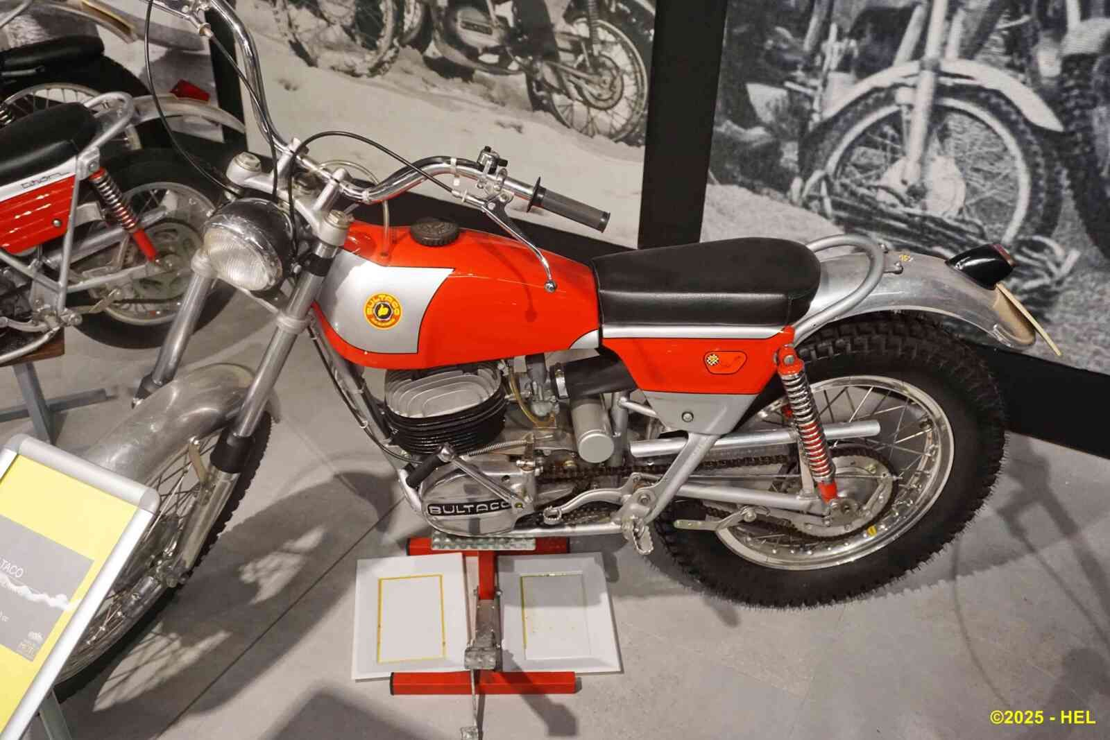 Bultaco Sherpa 49 250cc_01 - 1970 [E] HL_GF
